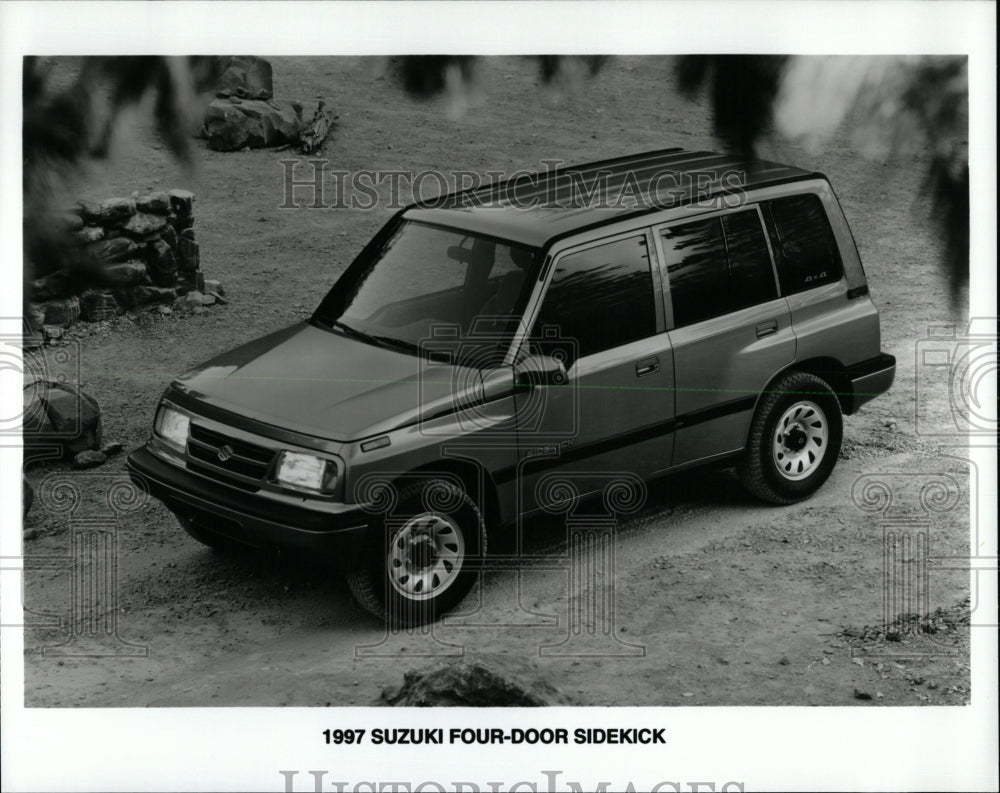 1997 Press Photo Suzuki Four Door Sidekick - RRW62319 - Historic Images