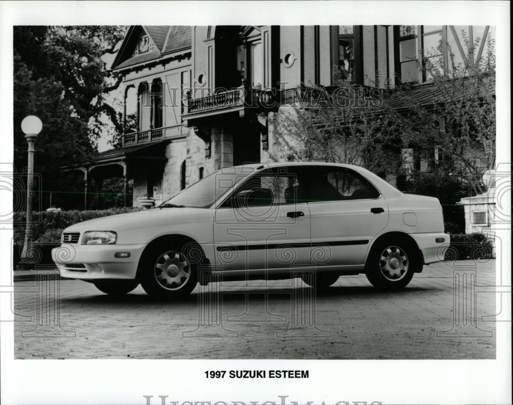 1997 Press Photo Suzuki Esteem Automobile Model - RRW62321 - Historic Images