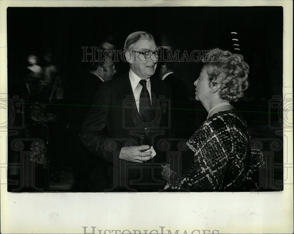 1981 Press Photo Arthur Wood Art Institute Chairman. - RRW62515 - Historic Images