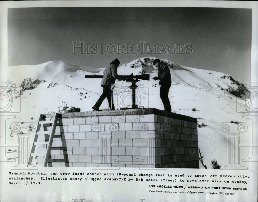 1973 Press Photo Mammoth Mountain Gun Crew Avalanche - RRW62601 - Historic Images