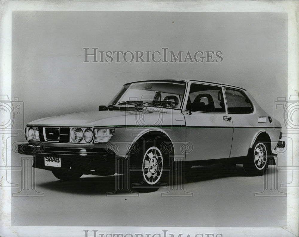 1977 Press Photo Saab - RRW63041 - Historic Images