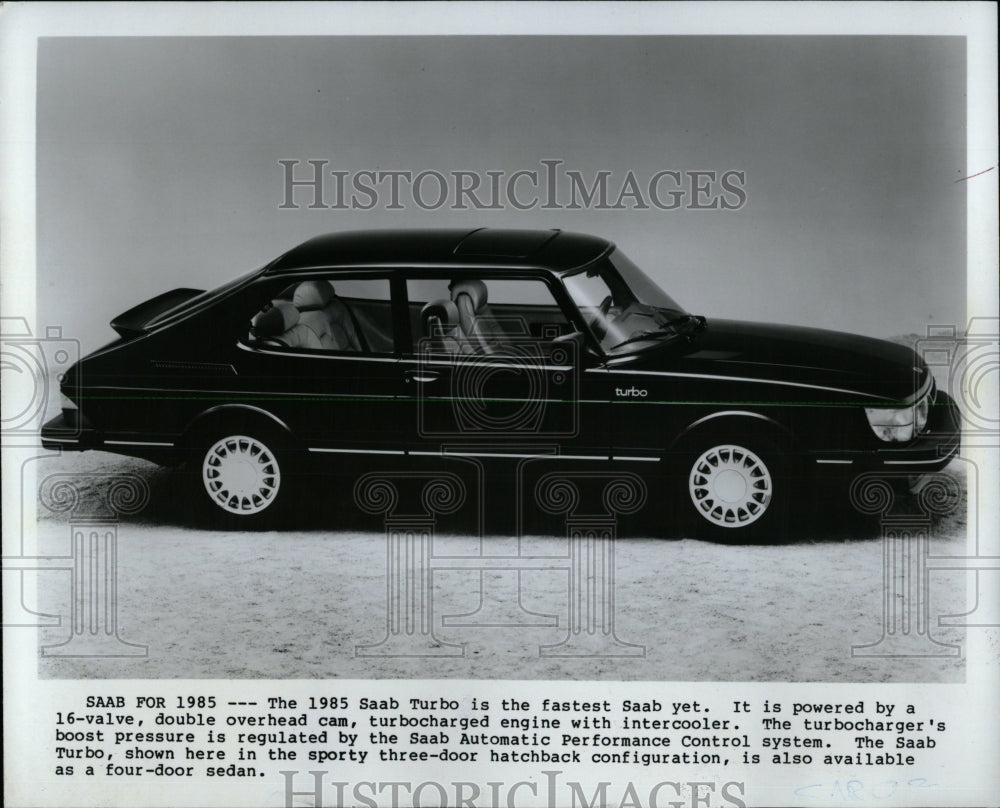 1985 Press Photo Jet Black Saab Turbo Hatchback - RRW63065 - Historic Images