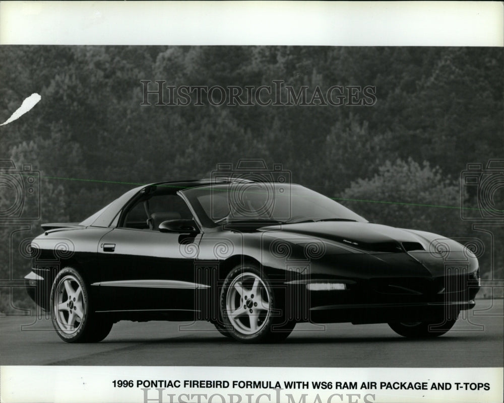 1996 Press Photo PONTIAC FIREBIRD FORMULA AIR PACKAGE