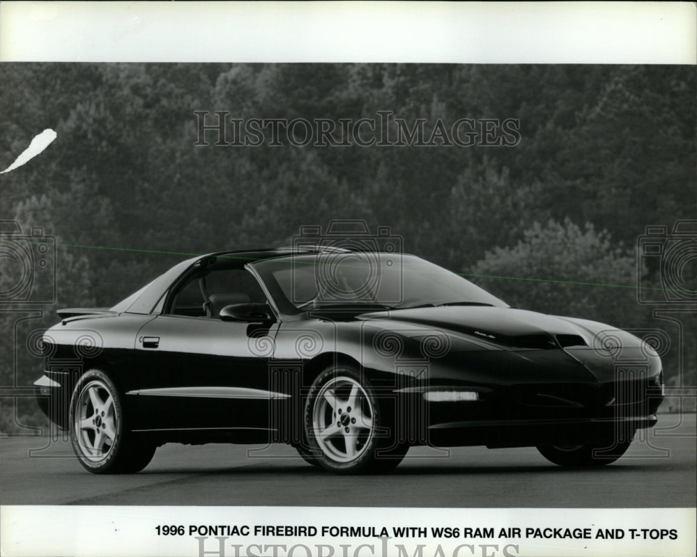 1996 Press Photo PONTIAC FIREBIRD FORMULA AIR PACKAGE - RRW63211 - Historic Images