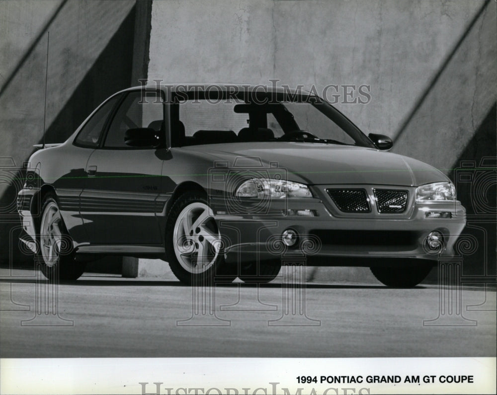 1994 Press Photo Pontiac Grand Am GT Coupe Automobile - RRW63373 - Historic Images