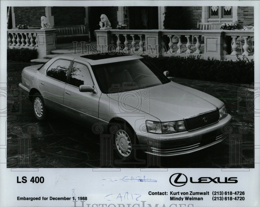 1988 Press Photo Lexus LS 400 - RRW63435 - Historic Images