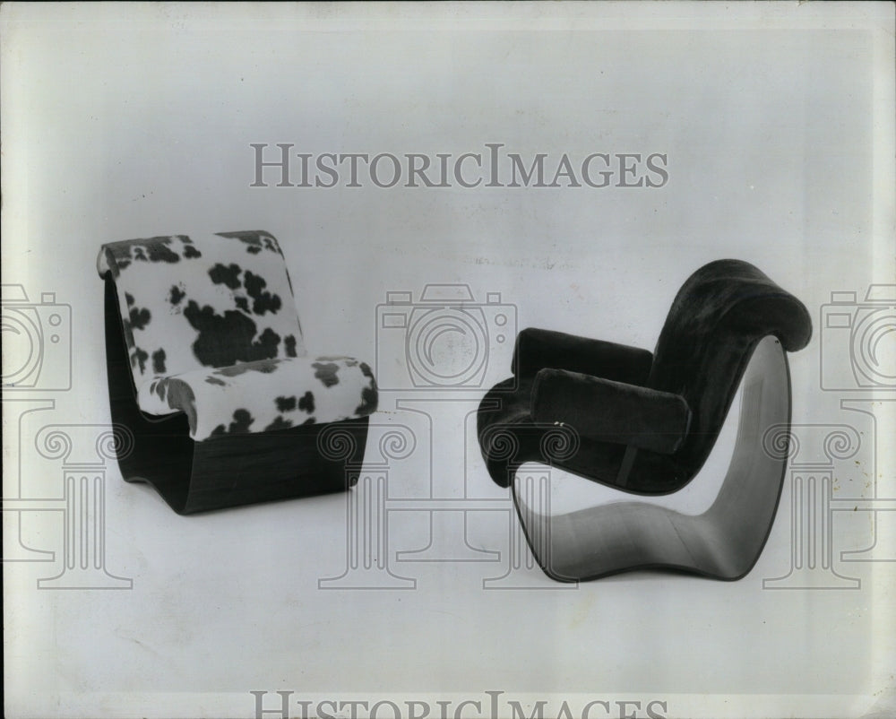 1967 Press Photo molded wood fake fur chairs used - RRW63513 - Historic Images