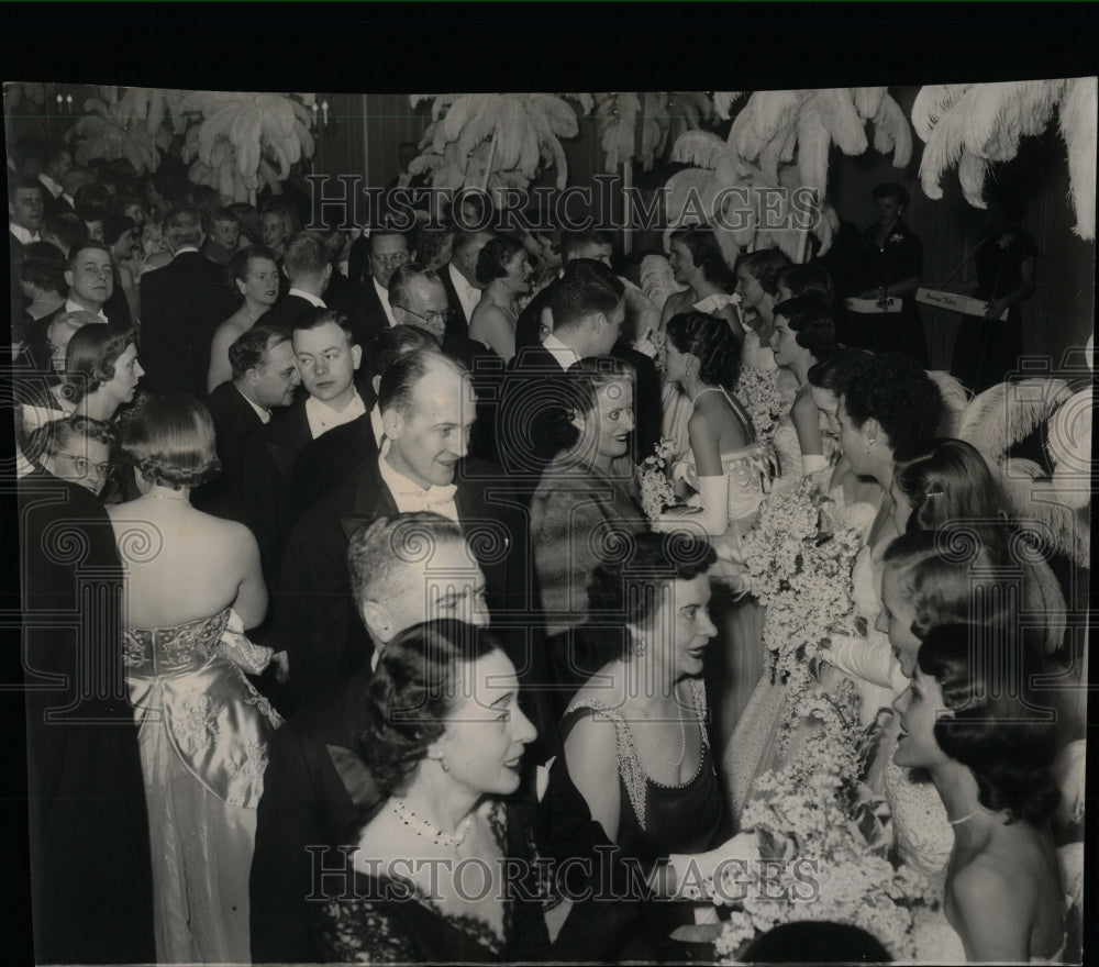 1951 Press Photo Debutante Cotillion Receiving Line - RRW63551 - Historic Images