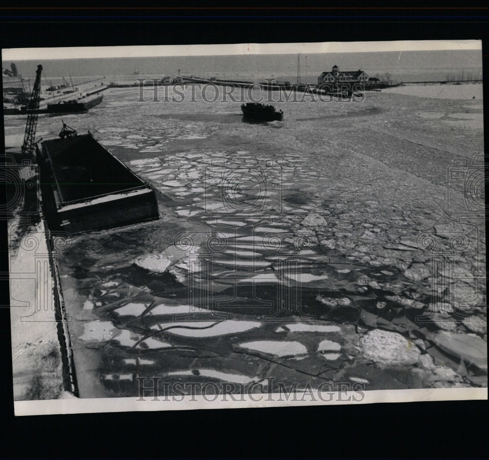 1961 Press Photo Ice Jam - RRW64317 - Historic Images