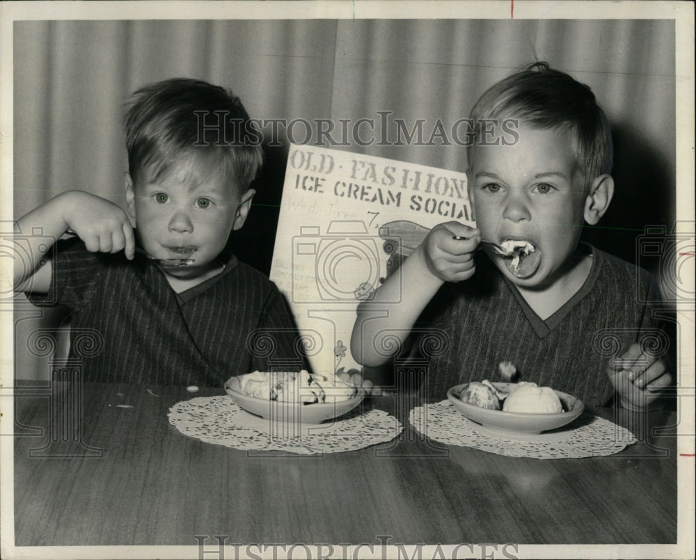 1967 Press Photo Ice Cream Christian Ertl William Ertl - RRW64385 - Historic Images