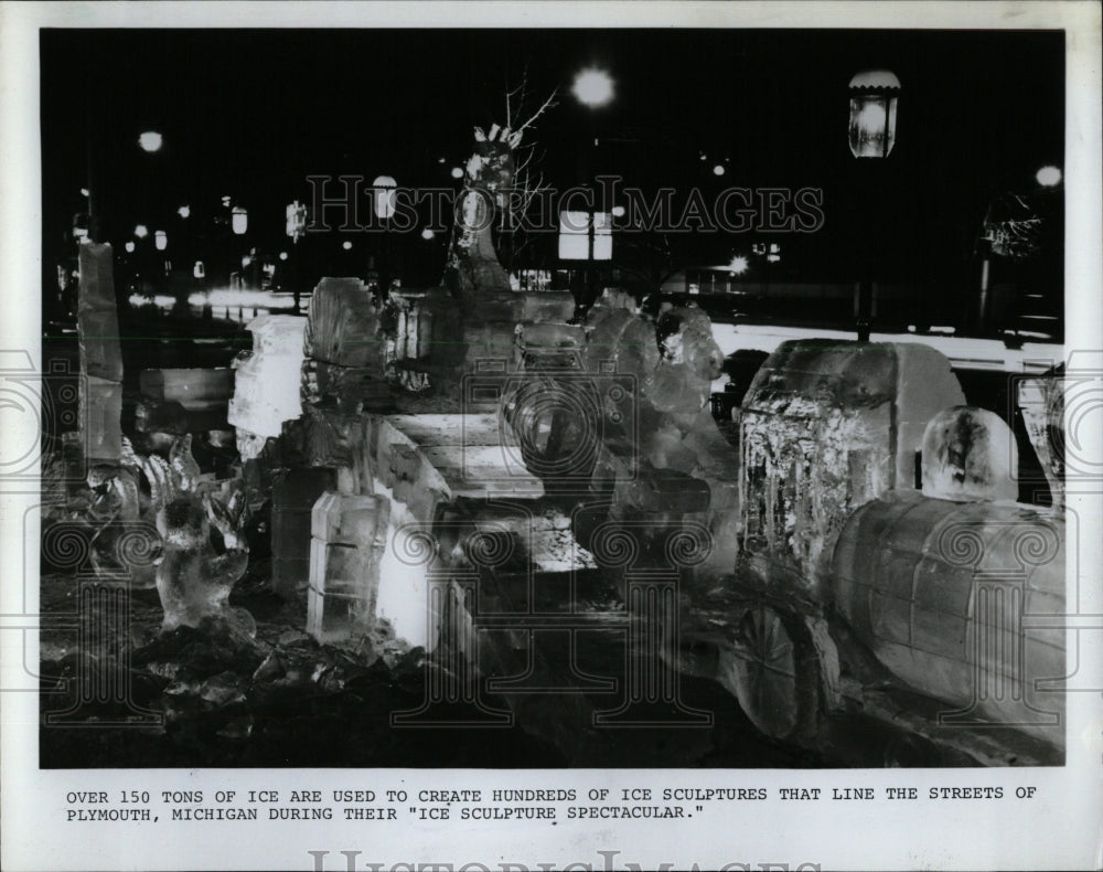 1986 Press Photo 150 Tons of Ice Used For Plymouth - RRW64437 - Historic Images