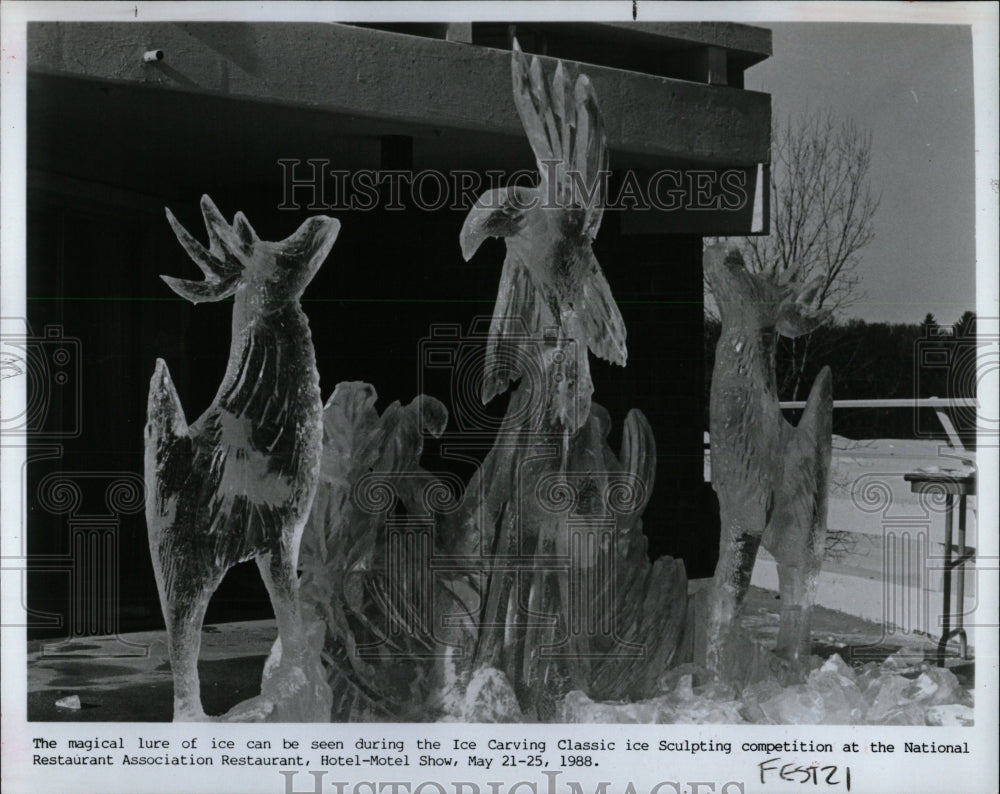 1988 Press Photo Ice Sculptures McCormick Place Chicago - RRW64445 - Historic Images