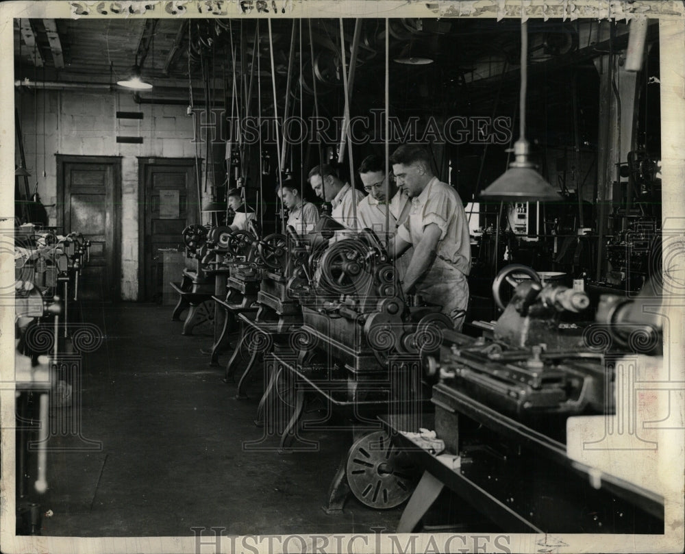 1938 Press Photo Musical Instrument Machinery - RRW64573 - Historic Images