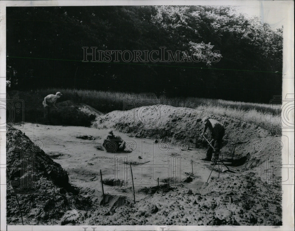 1958 Press Photo Hopewell Indian House Site Excavated - RRW64595 - Historic Images