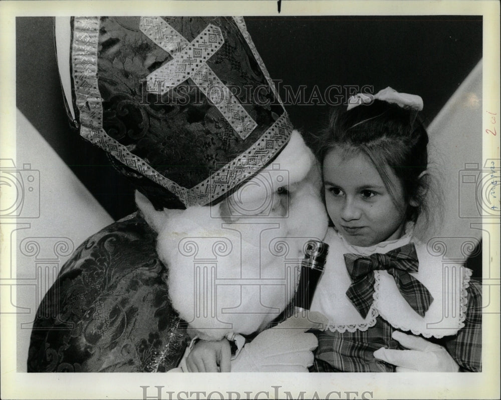 1983 Press Photo Polish American Christmas Nicholas - RRW64727 - Historic Images