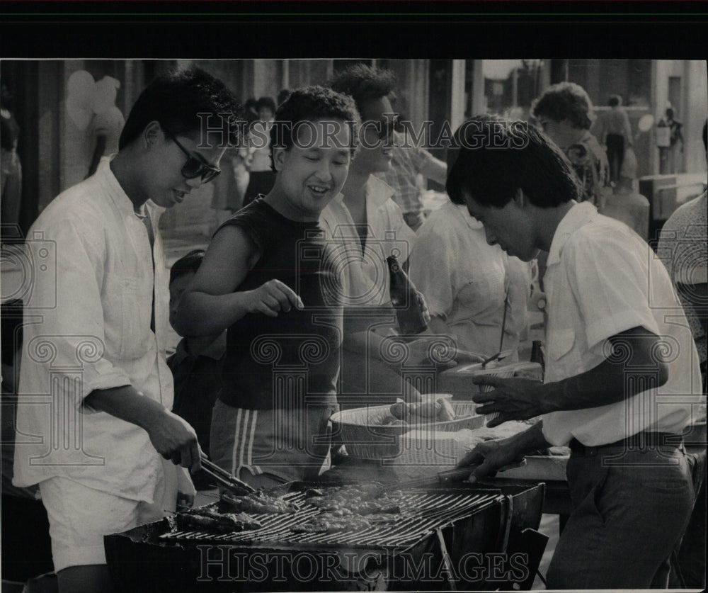 1986 Press Photo Three Cook For Chinatown&#39;s Annual Fest - RRW65263 - Historic Images