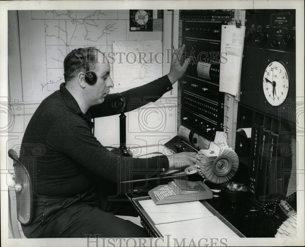 1958 Press Photo Illinois Bell Coastal Harbor Station - RRW65321 - Historic Images