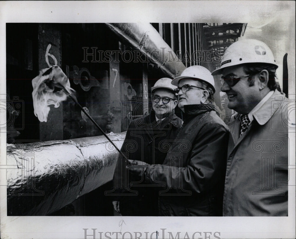 1974 Press PhotoInland Steel silica brick gas Day Dry - RRW65429 - Historic Images