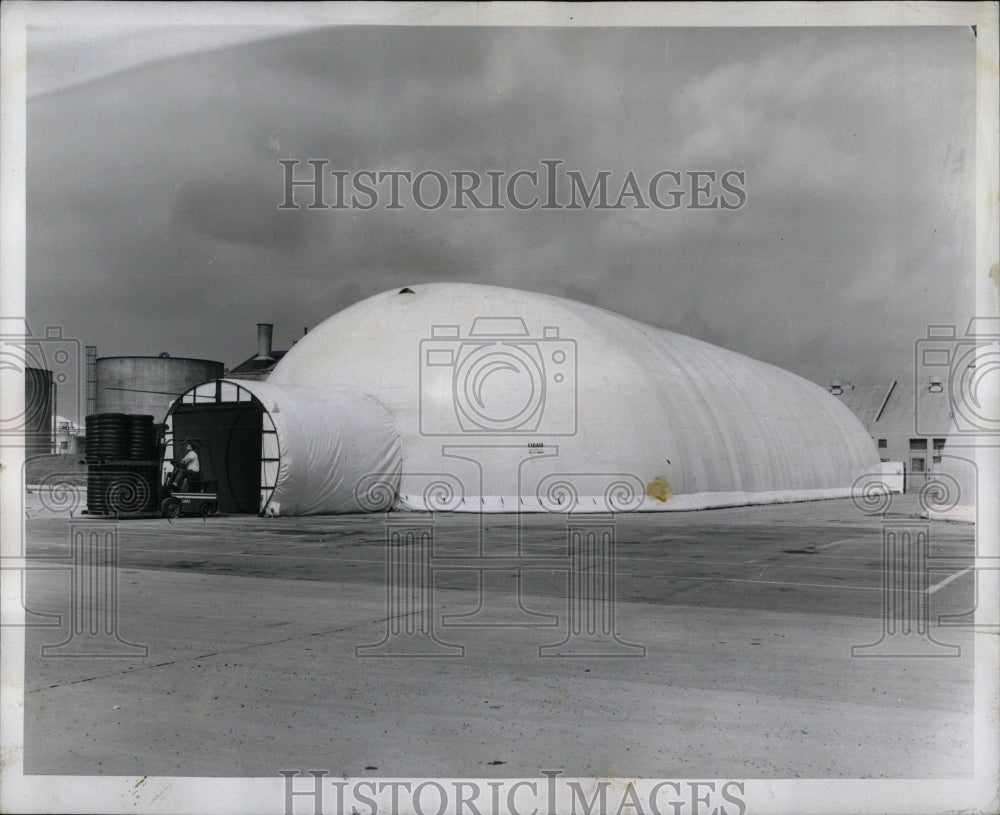 1961 Press Photo Los Angels Chicago CID Air Goodrich - RRW65471 - Historic Images