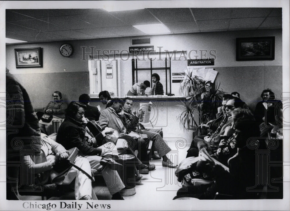 Press Photo Illinois Building lawyers Idustrial Worker - RRW65573 - Historic Images