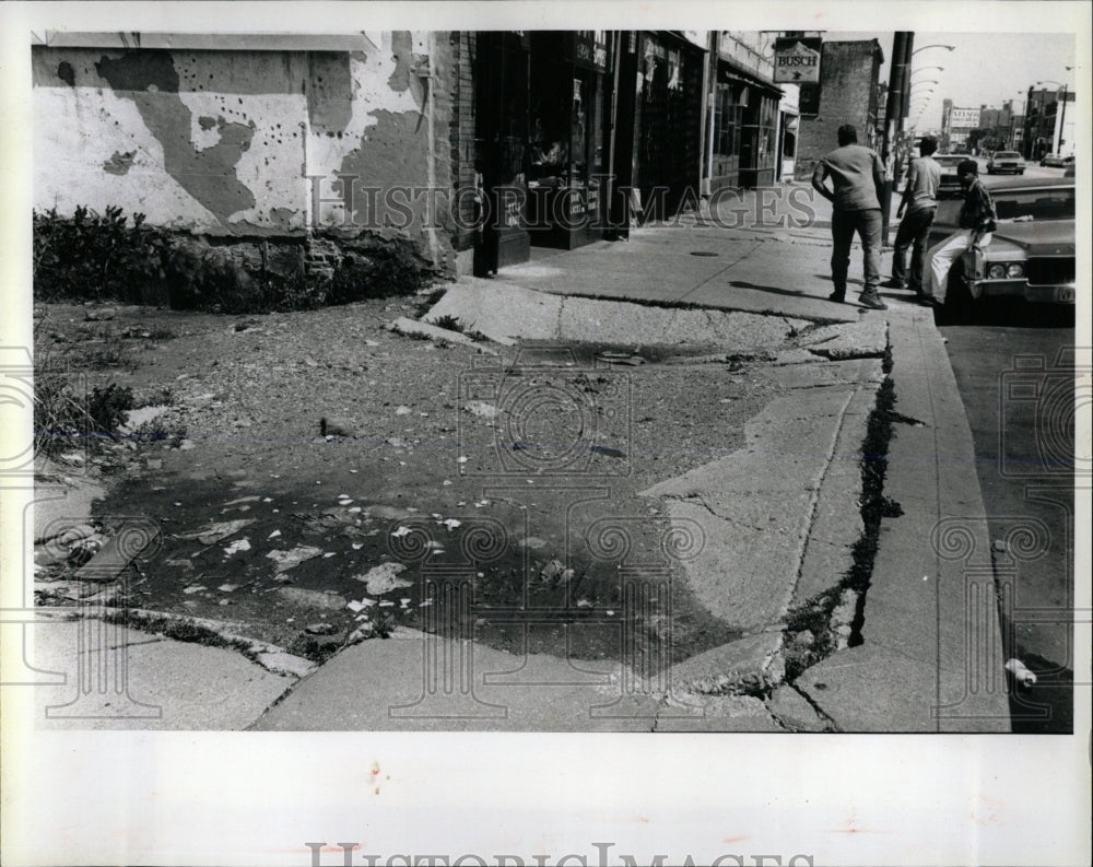 1991 Press Photo Chicago Sun Time pothole South Halted - RRW65861 - Historic Images