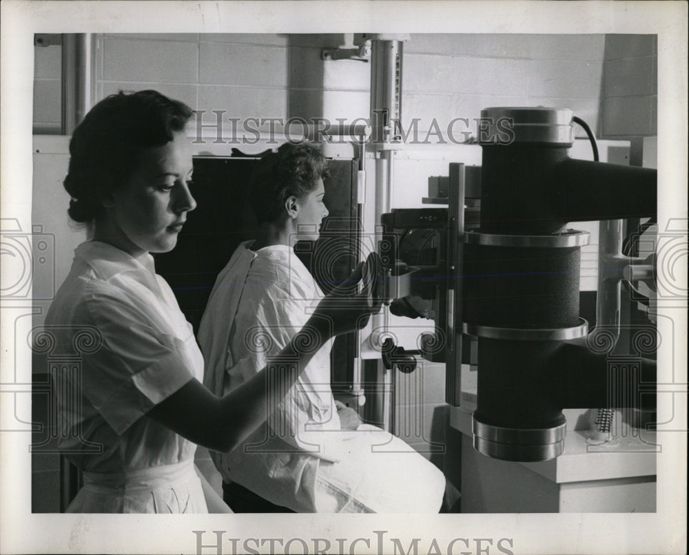 1955 Press Photo Kiostermann Million Dollar Health Ray - RRW65877 - Historic Images