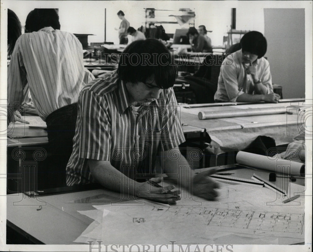 1972 Press Photo Architectural Institute fashion mies - RRW65907 - Historic Images