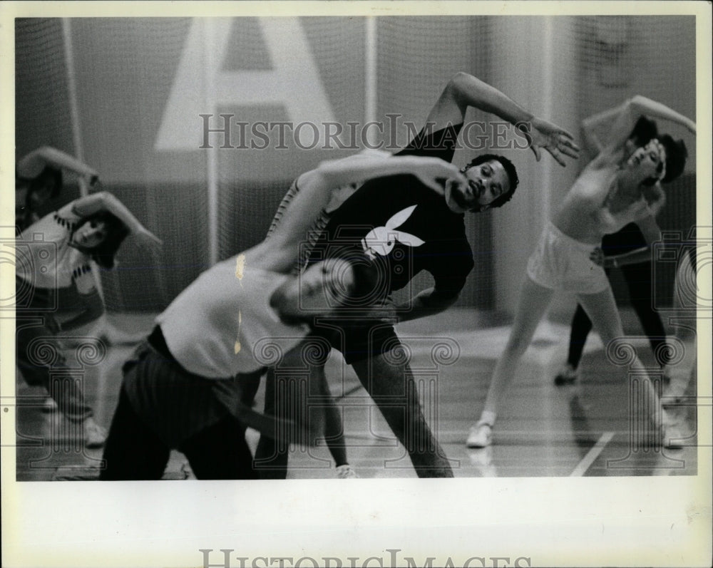 1983 Press Photo Basketball Andre Wakefield Loyola - RRW66125 - Historic Images