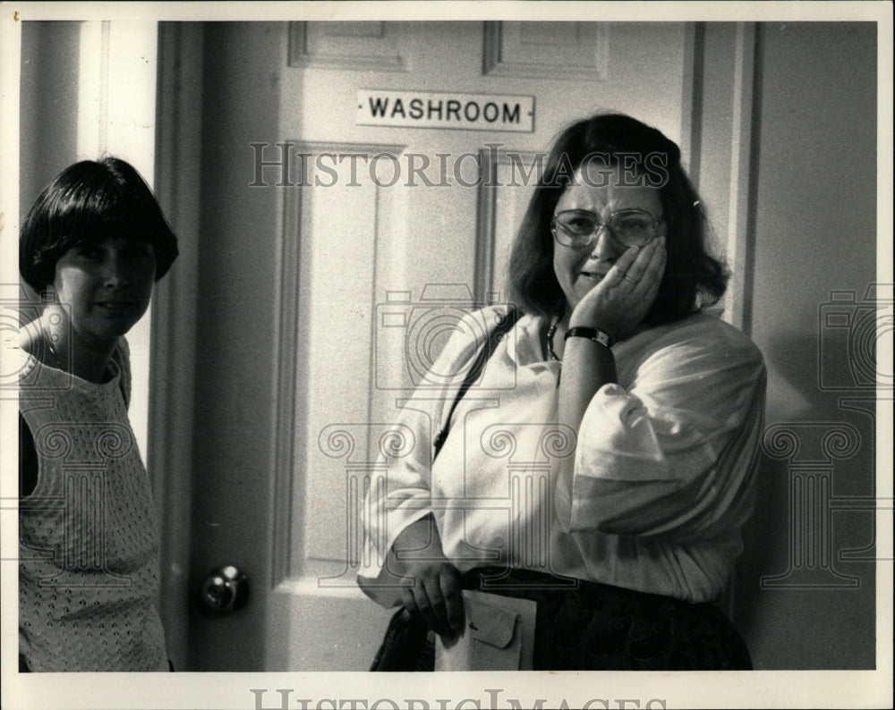 1987 Press Photo Evanston School District 65 Board - RRW66559 - Historic Images