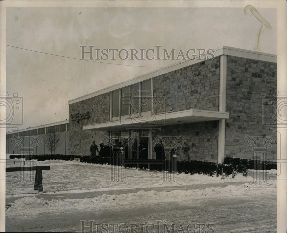 1963 Press Photo Walgreen Warehouse Berkeley Illinois - RRW66629 - Historic Images