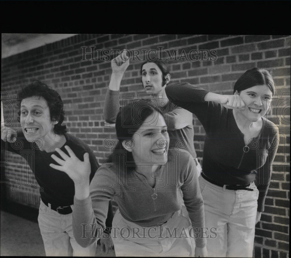 1975 Press Photo United Mime Workers - RRW66809 - Historic Images