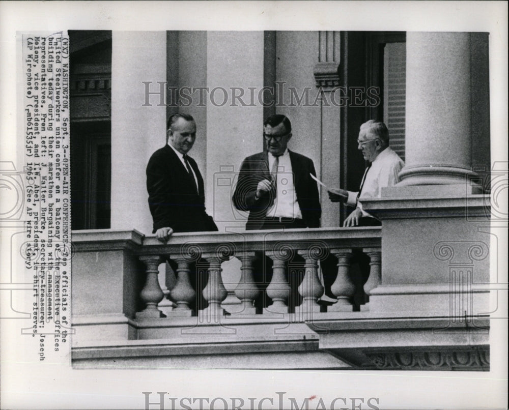 1965 Press Photo Officers-United Steelworkers conferenc - RRW66945 - Historic Images