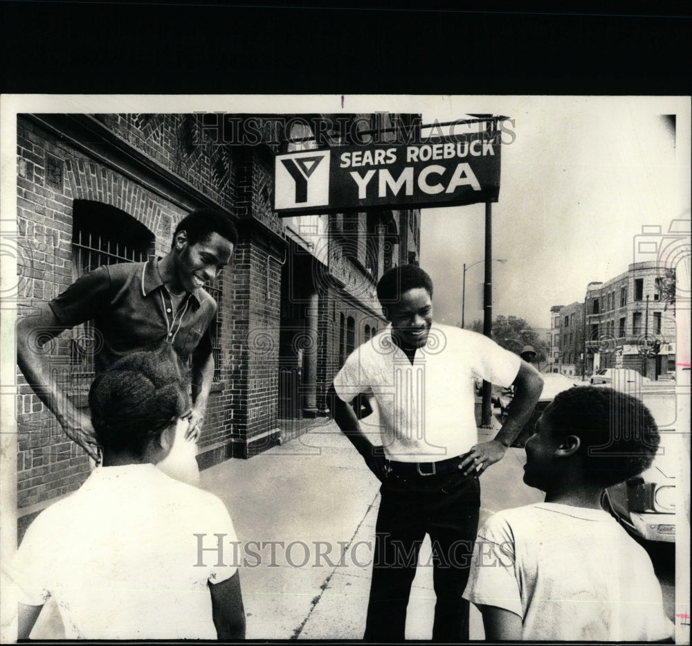 1979 Press Photo Anthony Brown &amp; his brother Kenneth J. - RRW66979 - Historic Images