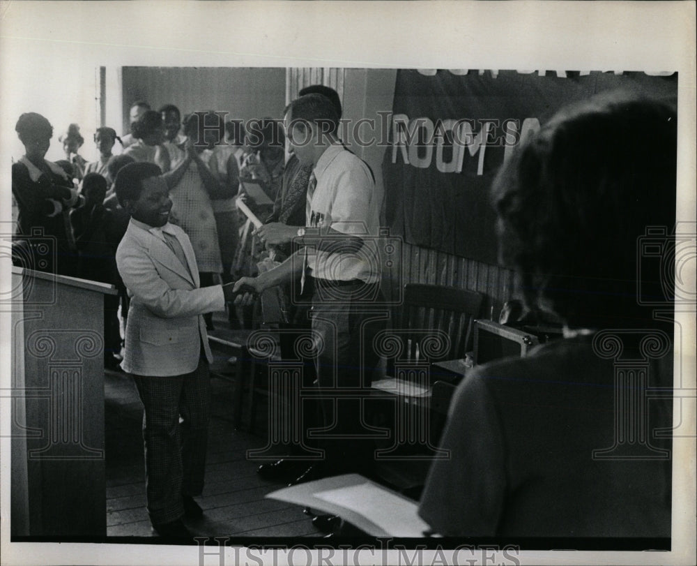 1973 Press Photo Happines graduation Theodore McFarland - RRW67061 - Historic Images