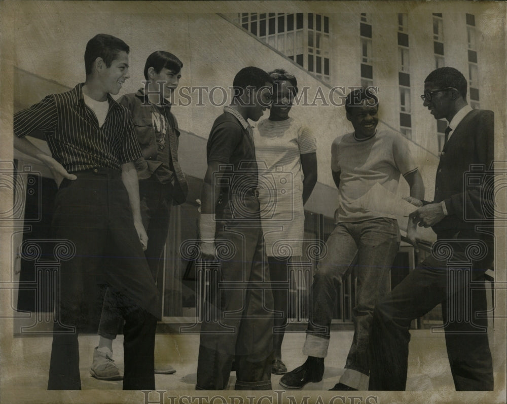 1968 Press Photo Northern Illinois University UPward - RRW67153 - Historic Images