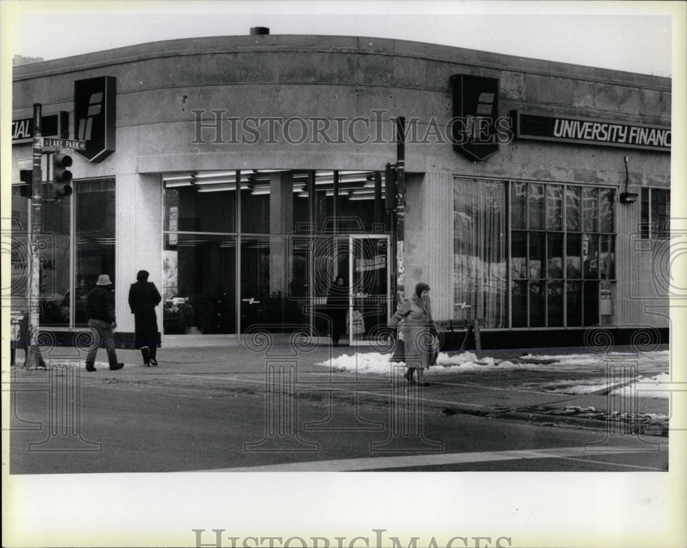 1986 Press Photo University savings Hyde Park ownership - RRW67219 - Historic Images