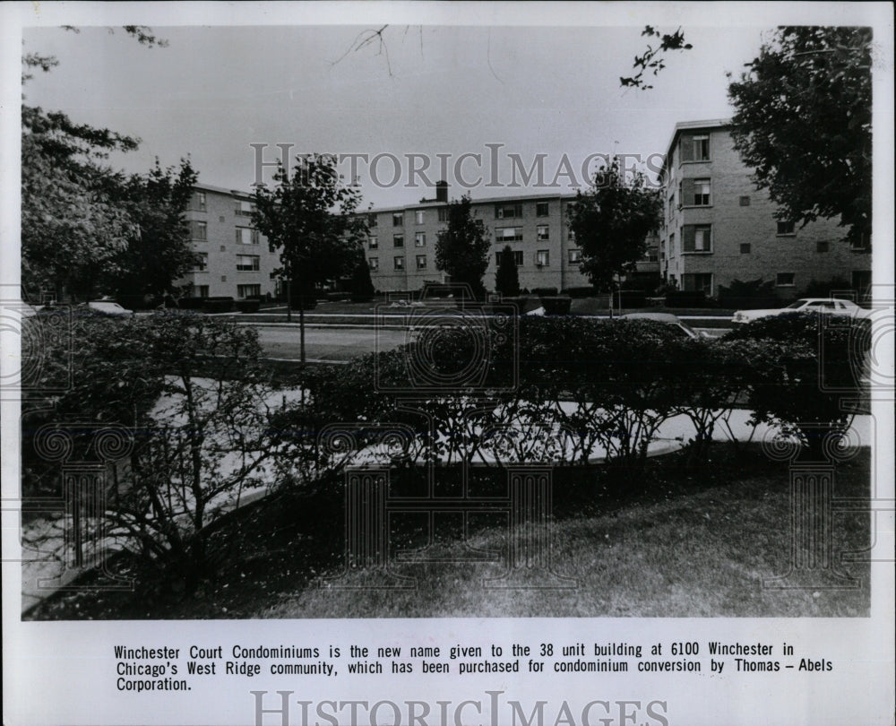 1979 Press Photo Winchester Court Condominiums Chicago - RRW67495 - Historic Images