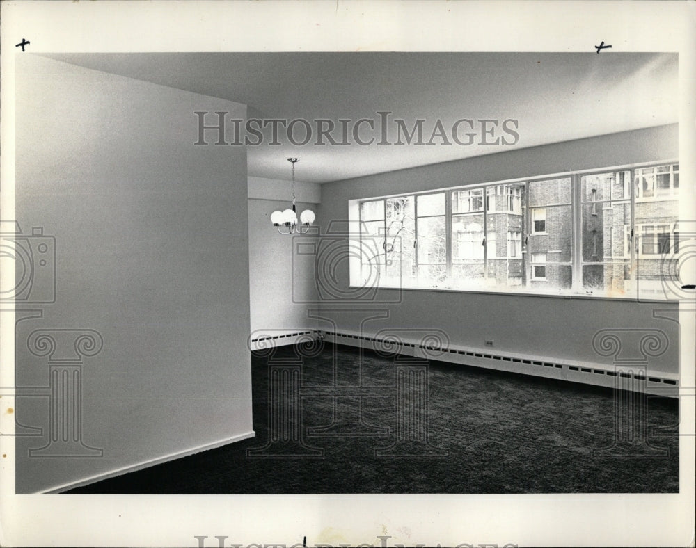 1994 Press Photo Housing Apartment Bittersweet - RRW67515 - Historic Images