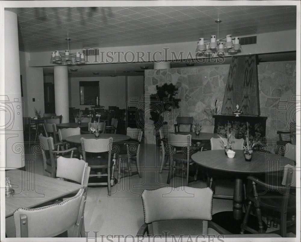 1963 Press Photo Even glow Lodge Methodist Illinois - RRW67753 - Historic Images