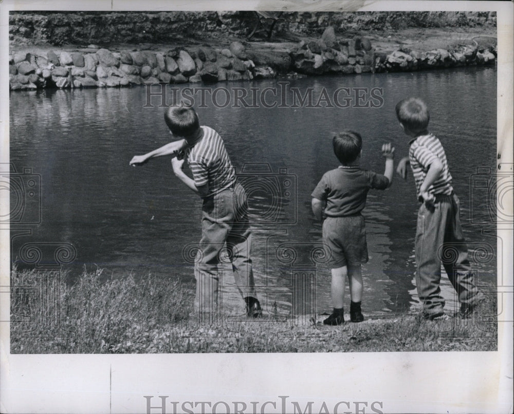 1968 Press Photo Orphan Children Palmer Park Chicago - RRW67843 - Historic Images