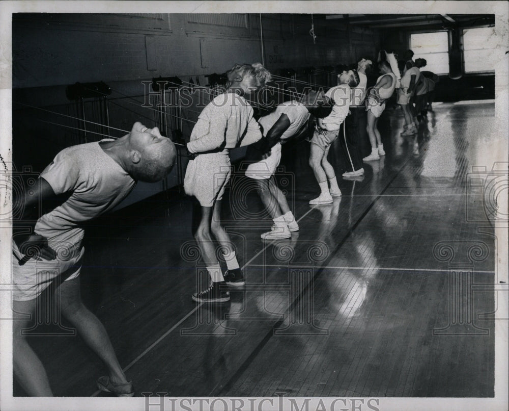 1957 Press Photo YMCA Branches Exercise life run - RRW67849 - Historic Images