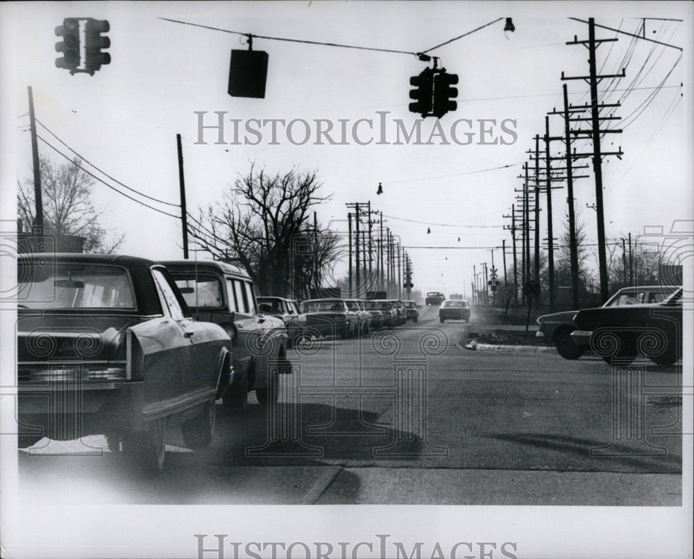 1946 Press Photo Route Grosbeak Highway Mile West 696 - RRW67873 - Historic Images