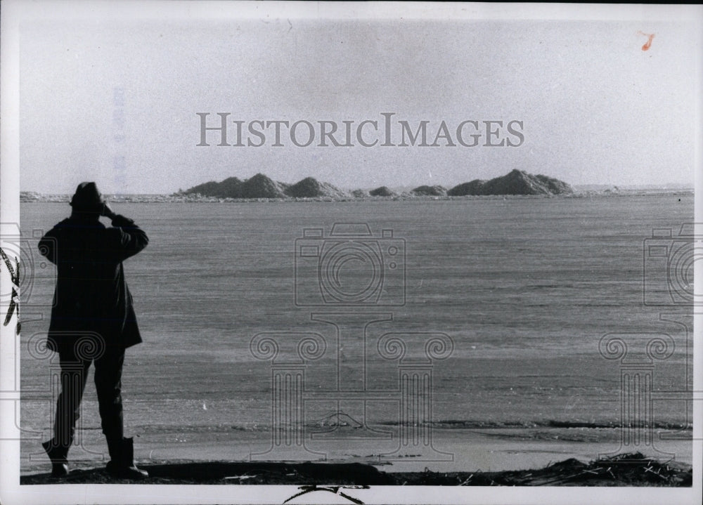 1971 Press Photo William Sherman Support Metro Beach - RRW68071 - Historic Images