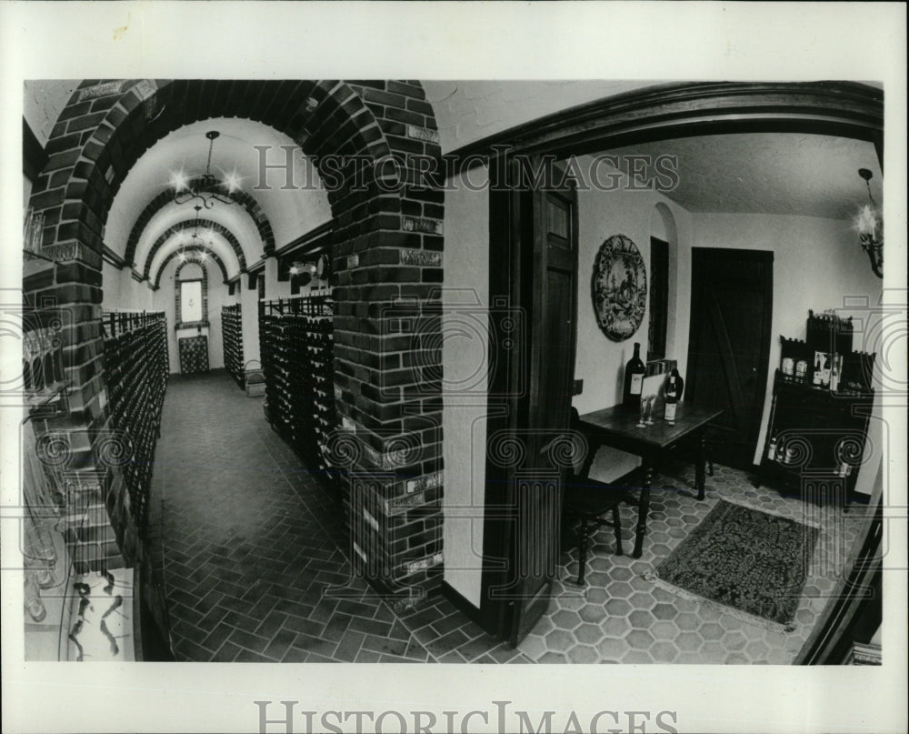 1971 Press Photo House Of Giunz Wine Merchants Building - RRW68559 - Historic Images