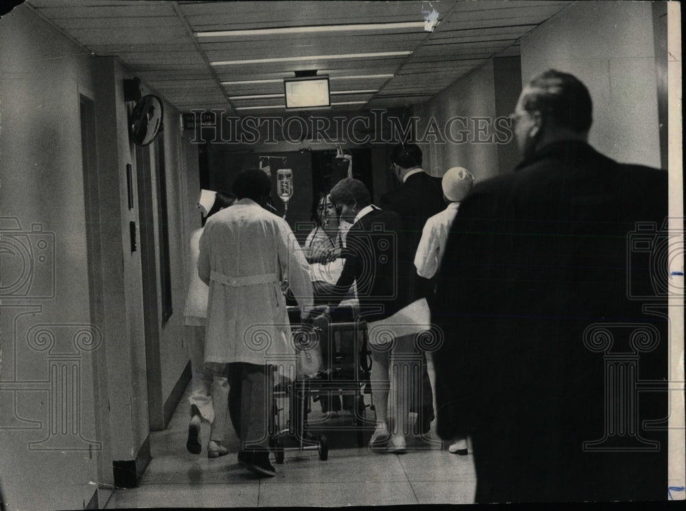 1975 Press Photo South Chicago Community Hospital - RRW68637 - Historic Images