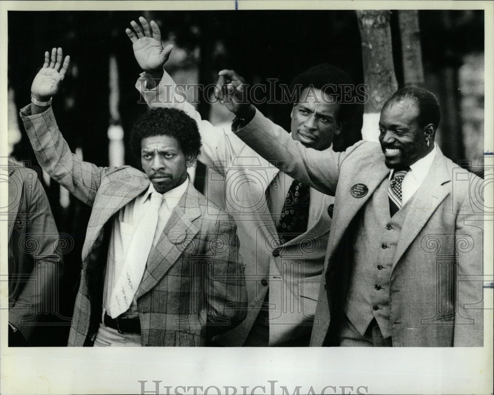 1983 Press Photo House Of Judah Members Beat Children - RRW69033 - Historic Images