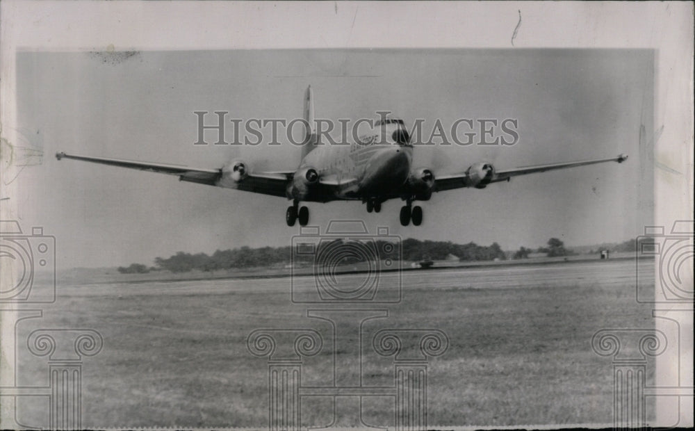 1958 Press Photo C124 Globemaster takes off - RRW69315 - Historic Images