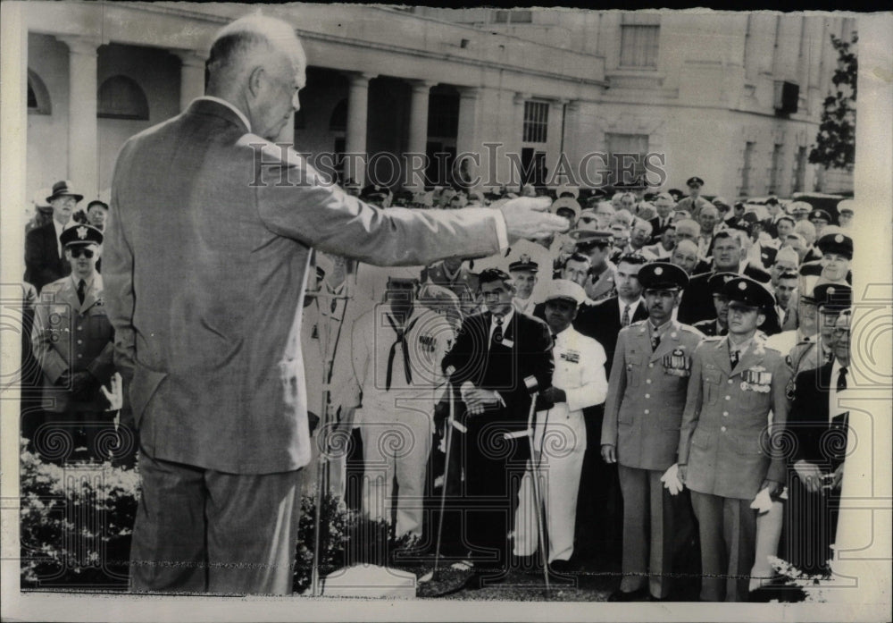 1958 Press Photo Rose Garden White House Eisenhower - Historic Images