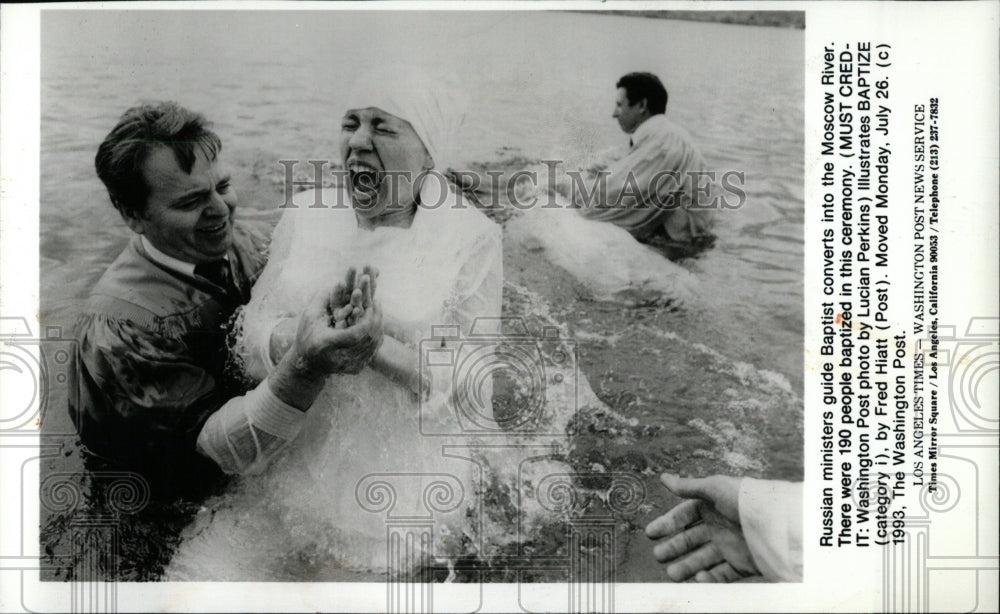 1993 Press Photo Russian Ministers Baptist Moscow River - RRW69801 - Historic Images