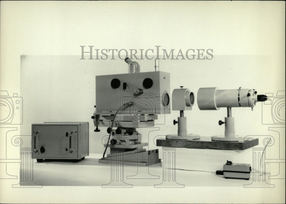 1969 Press Photo electronics - RRW69951 - Historic Images